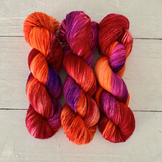 Hand-dyed yarn No.258 sock yarn "Hark! The Herald Angels Sing" 