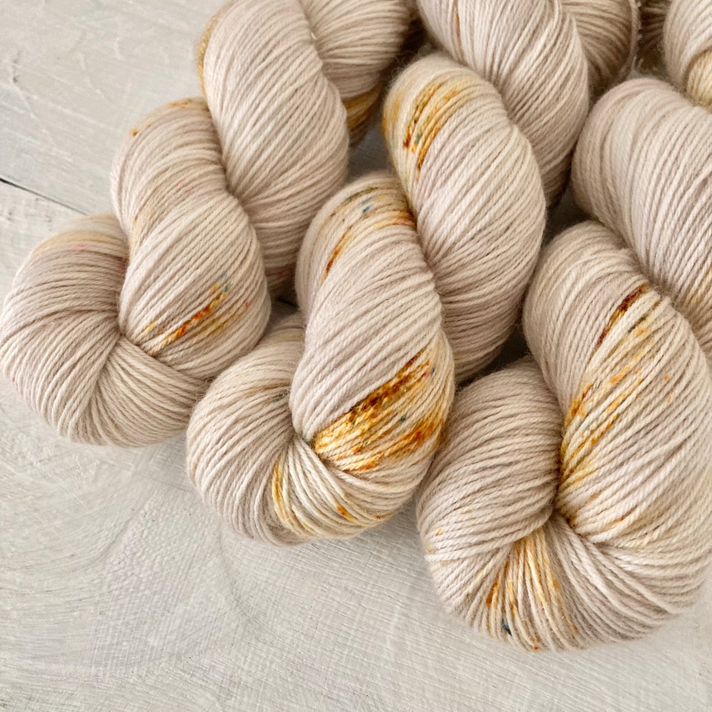 Hand-dyed yarn No.260 4-ply Polwas "Bruyères"