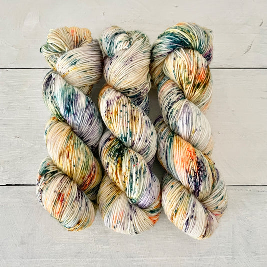 Hand dyed thread No.262 sock yarn "" 