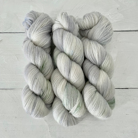 Hand-dyed yarn No.113 lace "Frühling übers Jahr"