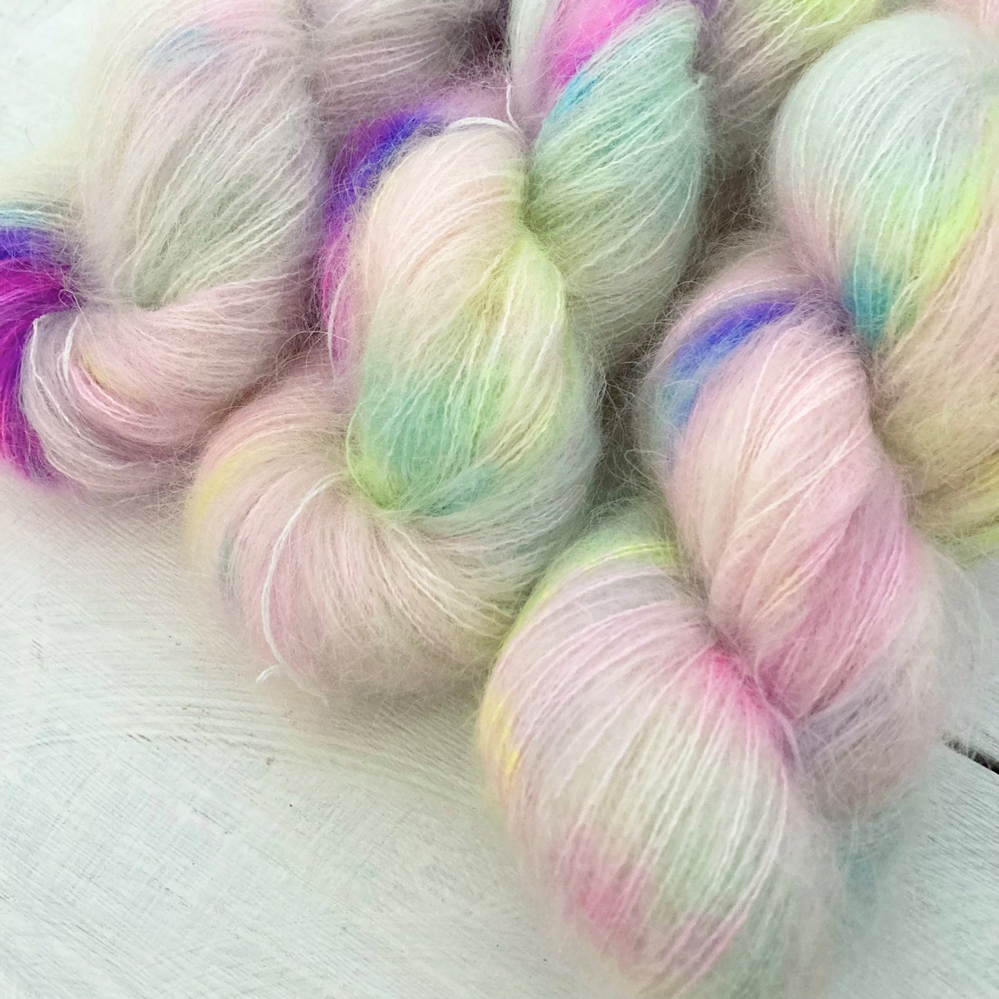 Hand-dyed yarn No.186 Kid Mohair &amp; Silk "Chi il bel sogno di Doretta"