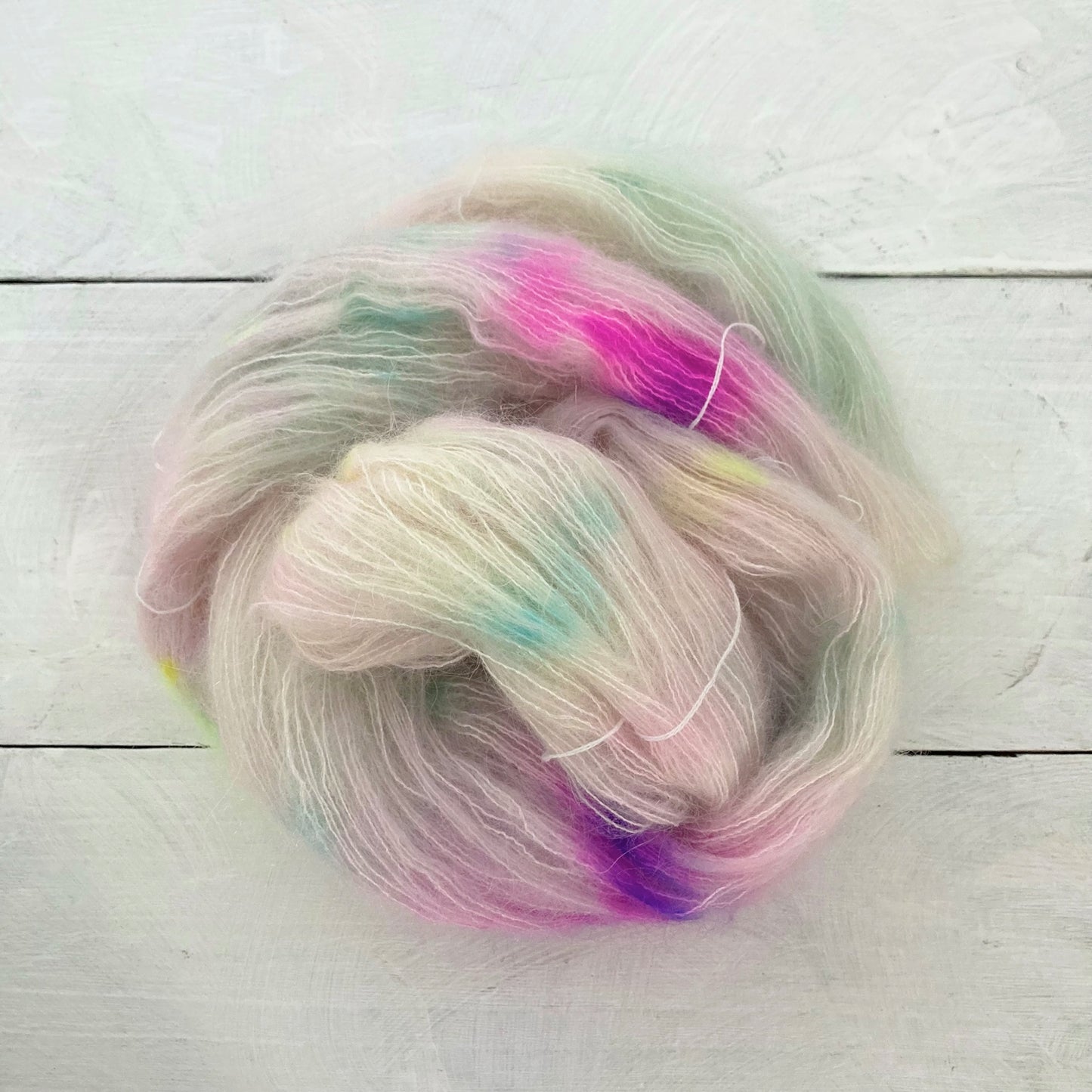 Hand-dyed yarn No.186 Kid Mohair &amp; Silk "Chi il bel sogno di Doretta"