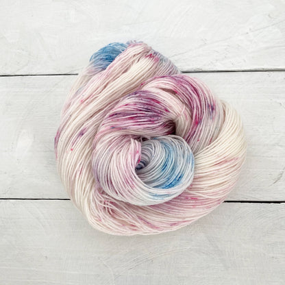 【雪染め】手染め糸 No.210 ソックヤーン「Linnaea」