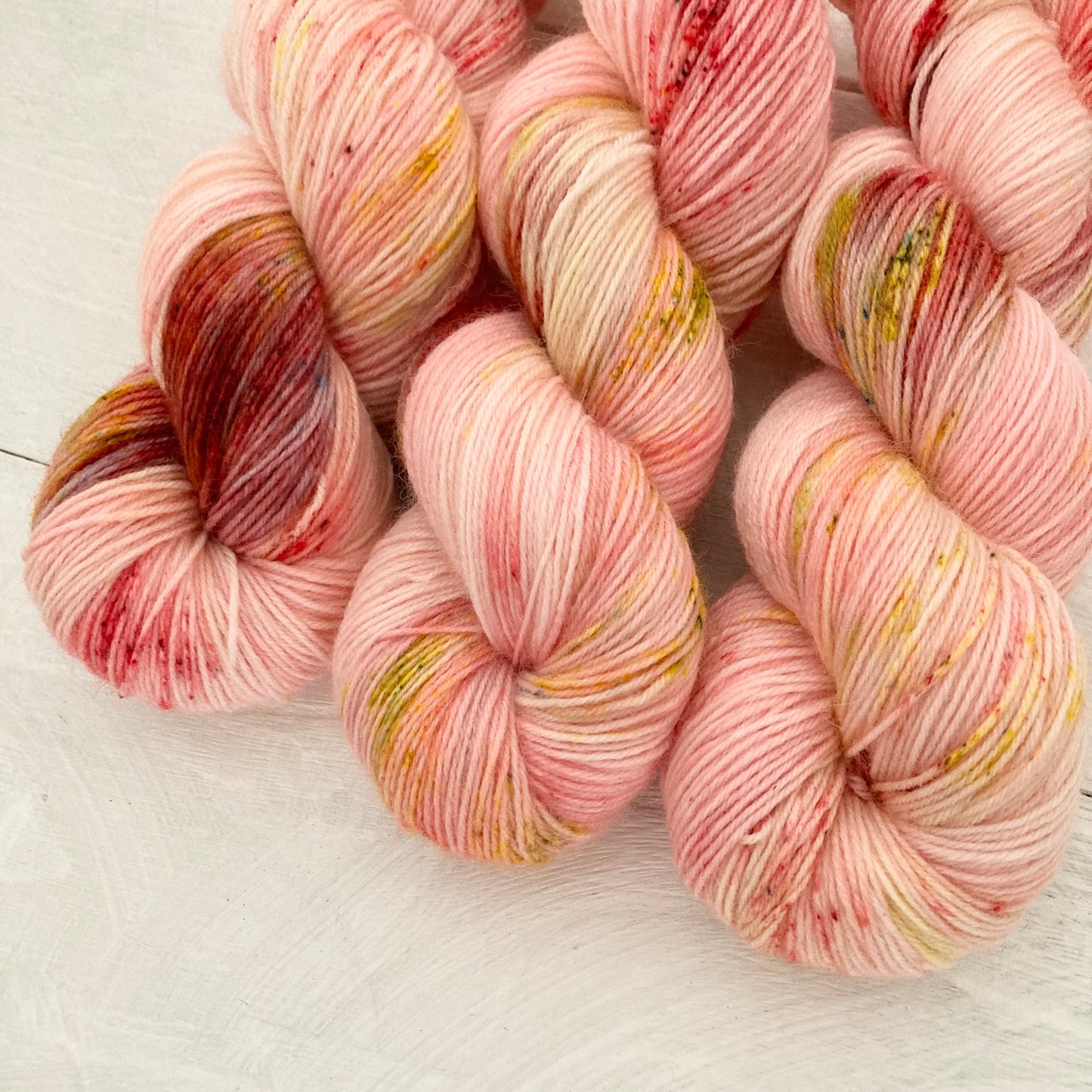 Hand-dyed yarn No.197 sock yarn "Rose Adagio"