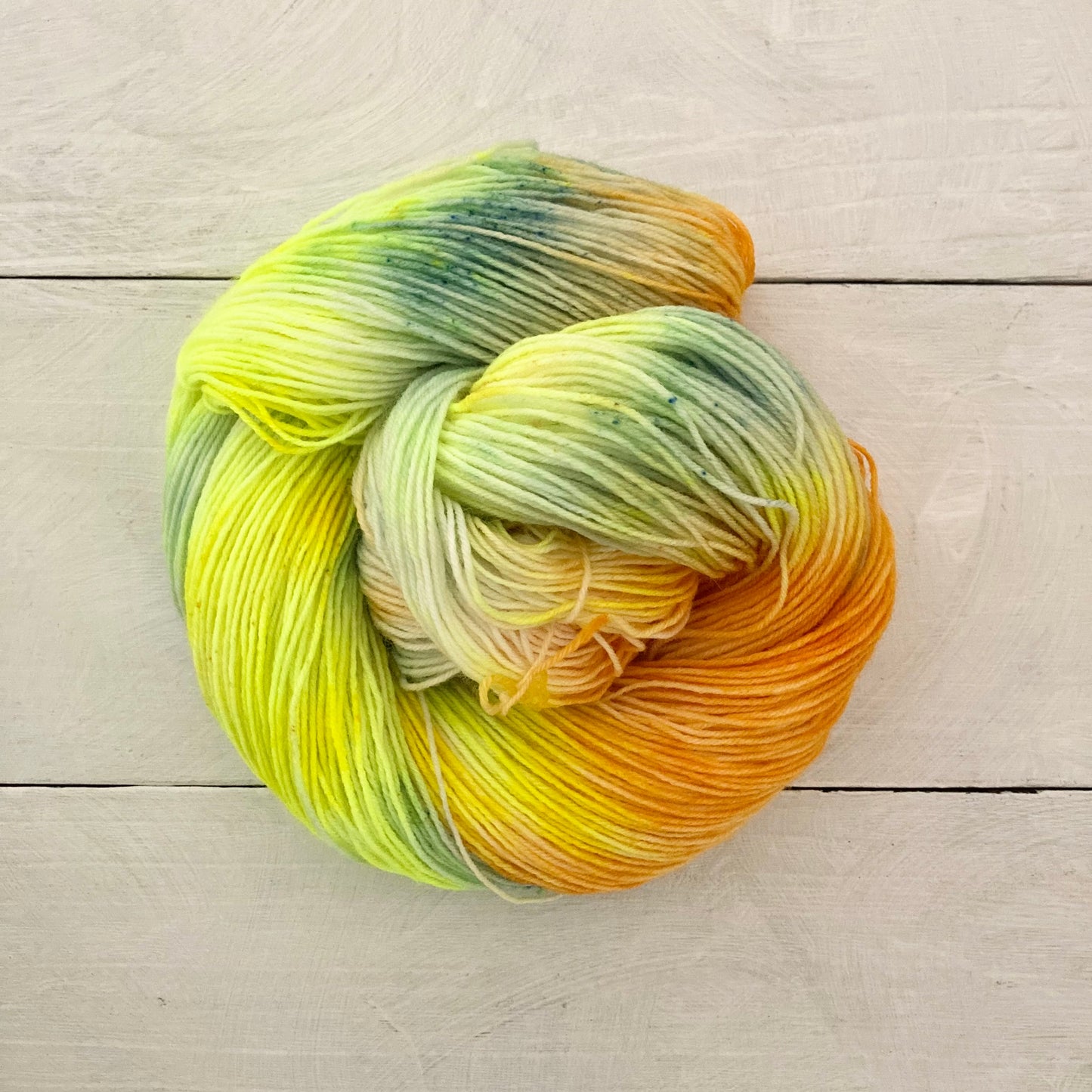 Hand-dyed yarn No.226 Sock yarn "Poissons d'or" 
