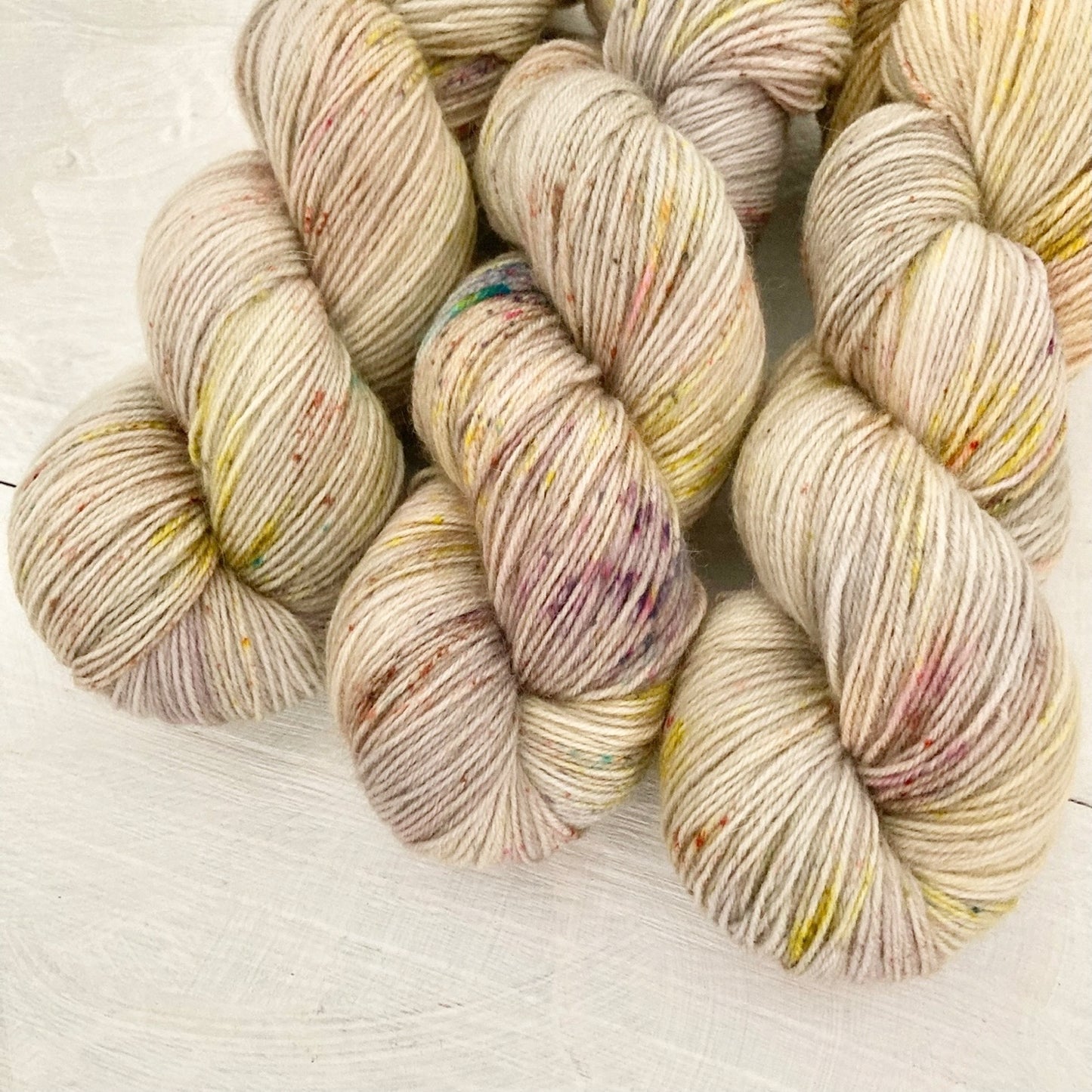 Hand-dyed yarn No.203 sock yarn "Fossiles"