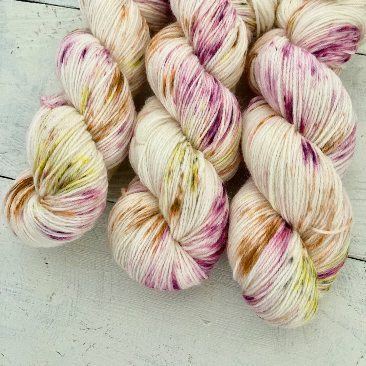 Hand-dyed yarn No.180 Merino sock "Allerseelen"