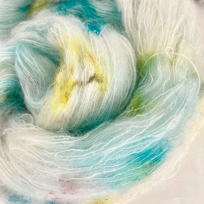 Hand-dyed yarn No.158 Kid mohair &amp; silk “Stridono lassù”