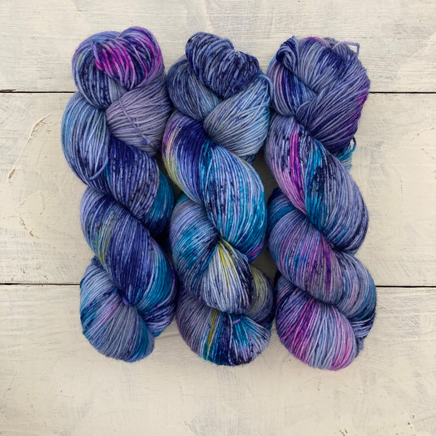 Hand-dyed yarn No.142 sock yarn "Belle nuit, ô nuit d'amour"