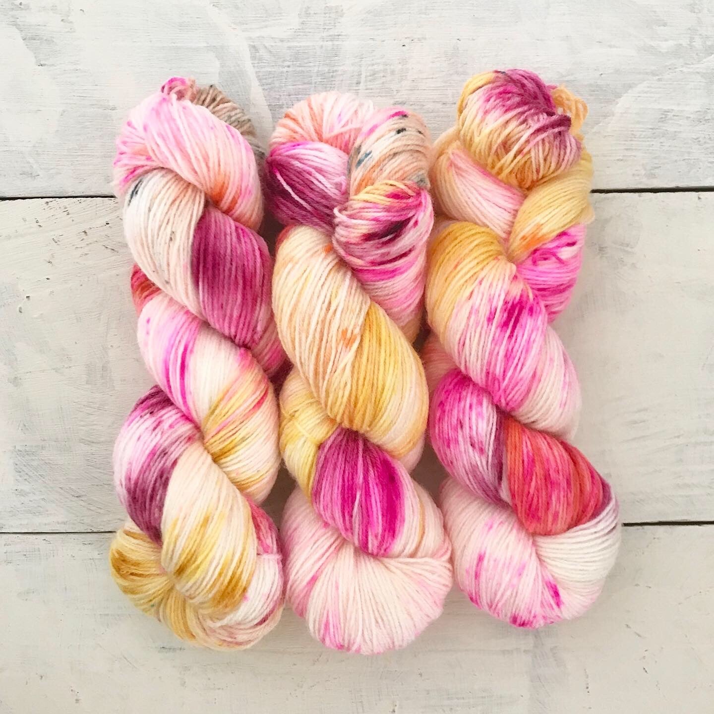 Hand-dyed yarn No.40 sock yarn "Opern-Soirée"