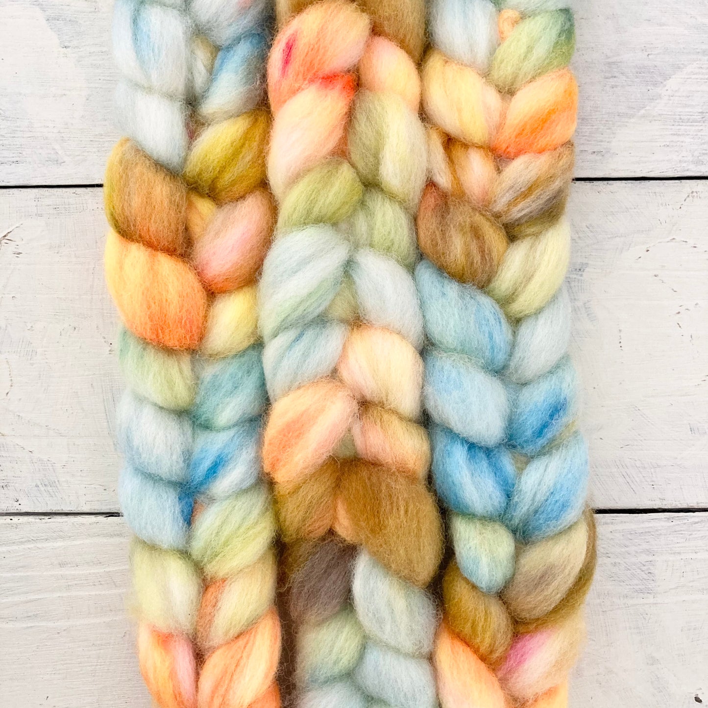 Hand-dyed wool Korydale No.8 "Zolushka"