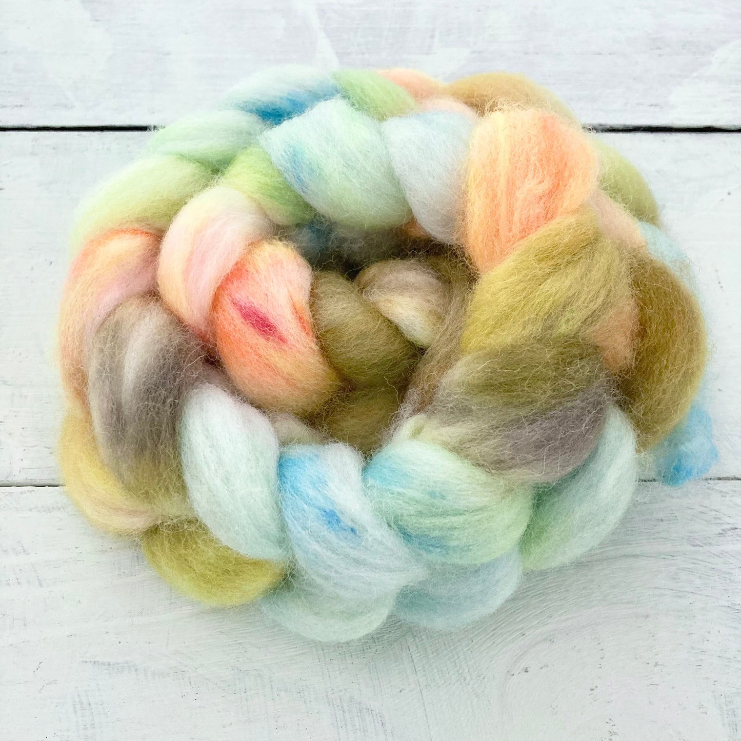 Hand-dyed wool Korydale No.8 "Zolushka"