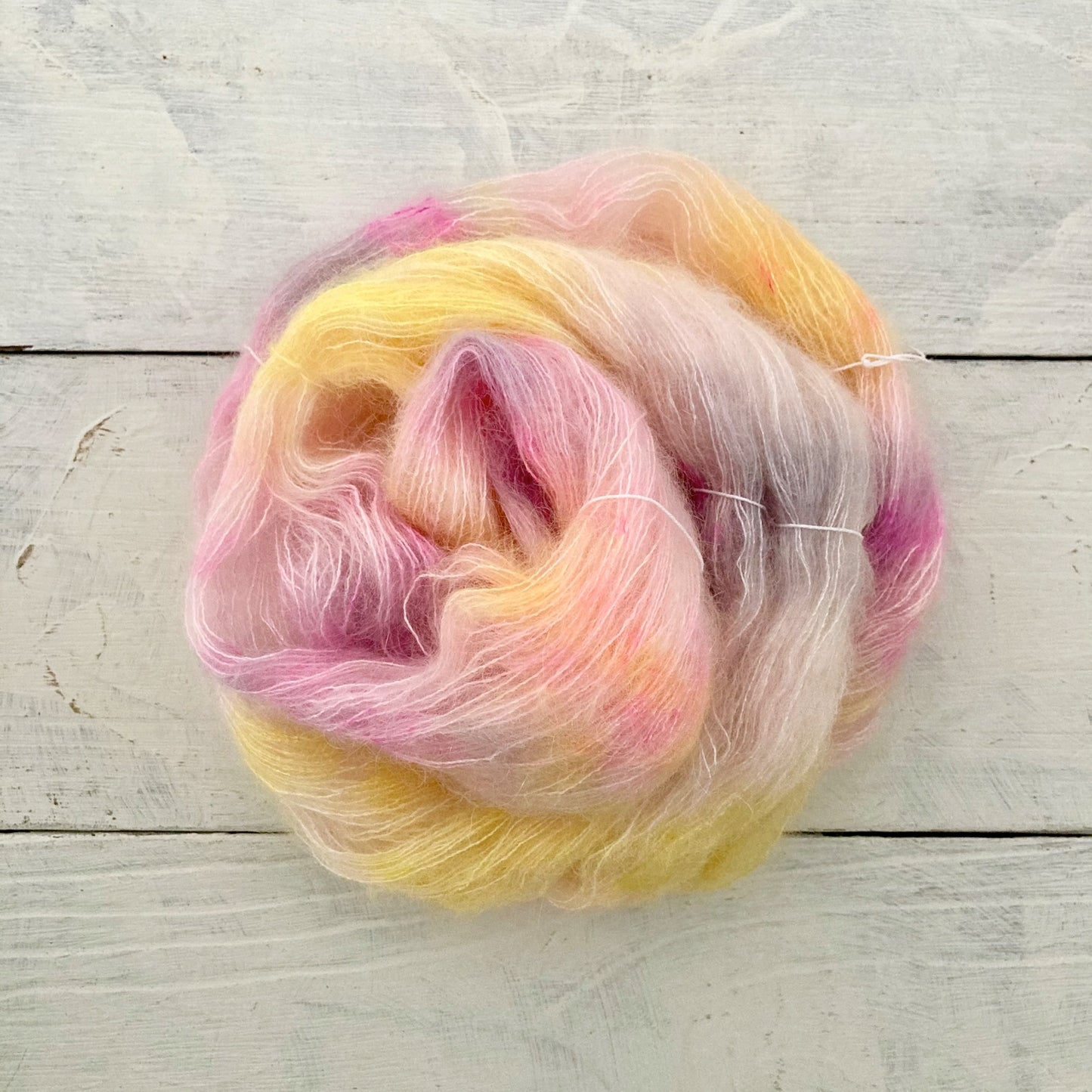 Hand-dyed yarn No.141 Kid Mohair &amp; Silk "Frühlingsstimmen"