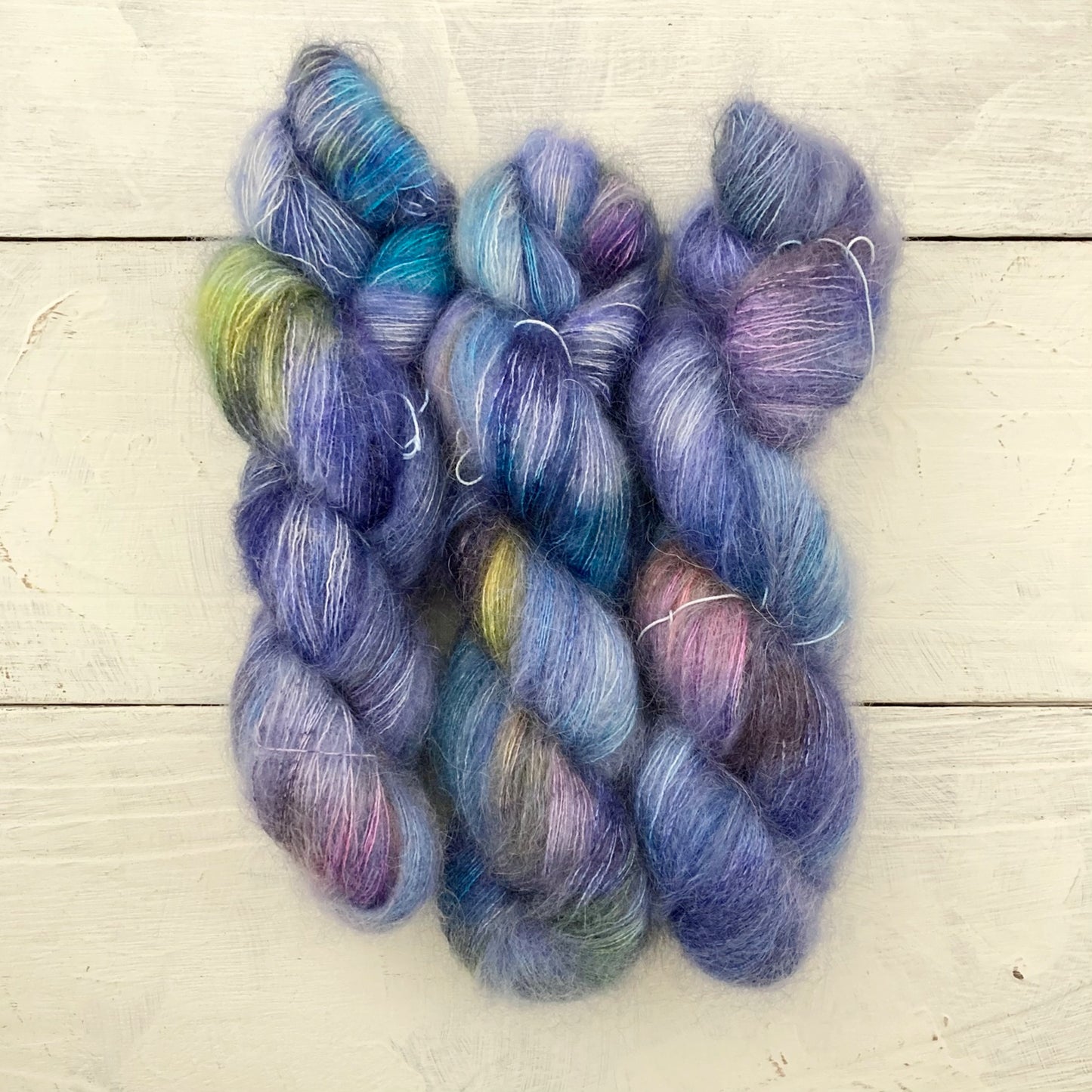 Hand Dyed Yarn No.142 Kid Mohair &amp; Silk "Belle nuit, ô nuit d'amour"