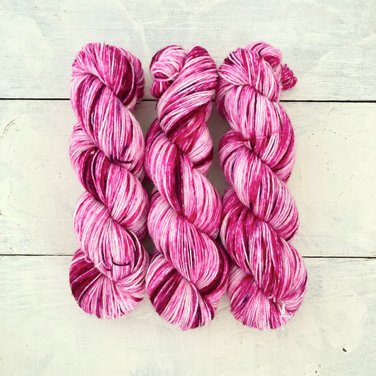Hand-dyed yarn No.137 sock yarn "Malven"